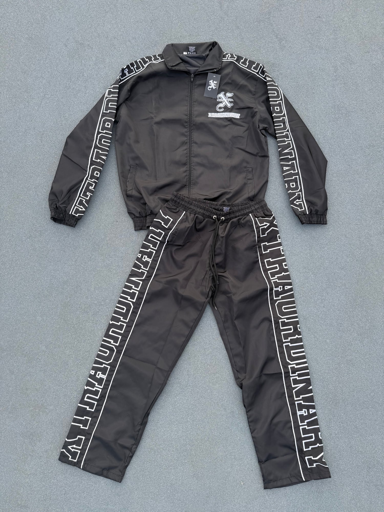 Tracksuits/Sets